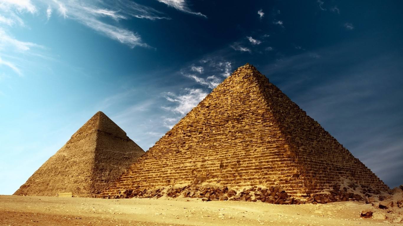 古代埃及金字塔是怎样建造起来的？
