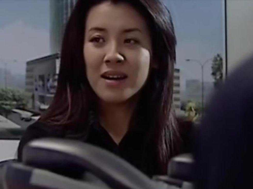 你还记得刘琳在《香樟树》里演的陶妮吗？你怎么评价这个角色和她的演技？